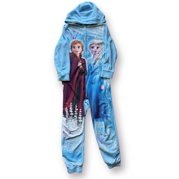 Frozen 2 Pajamas - Picture 1 of 3